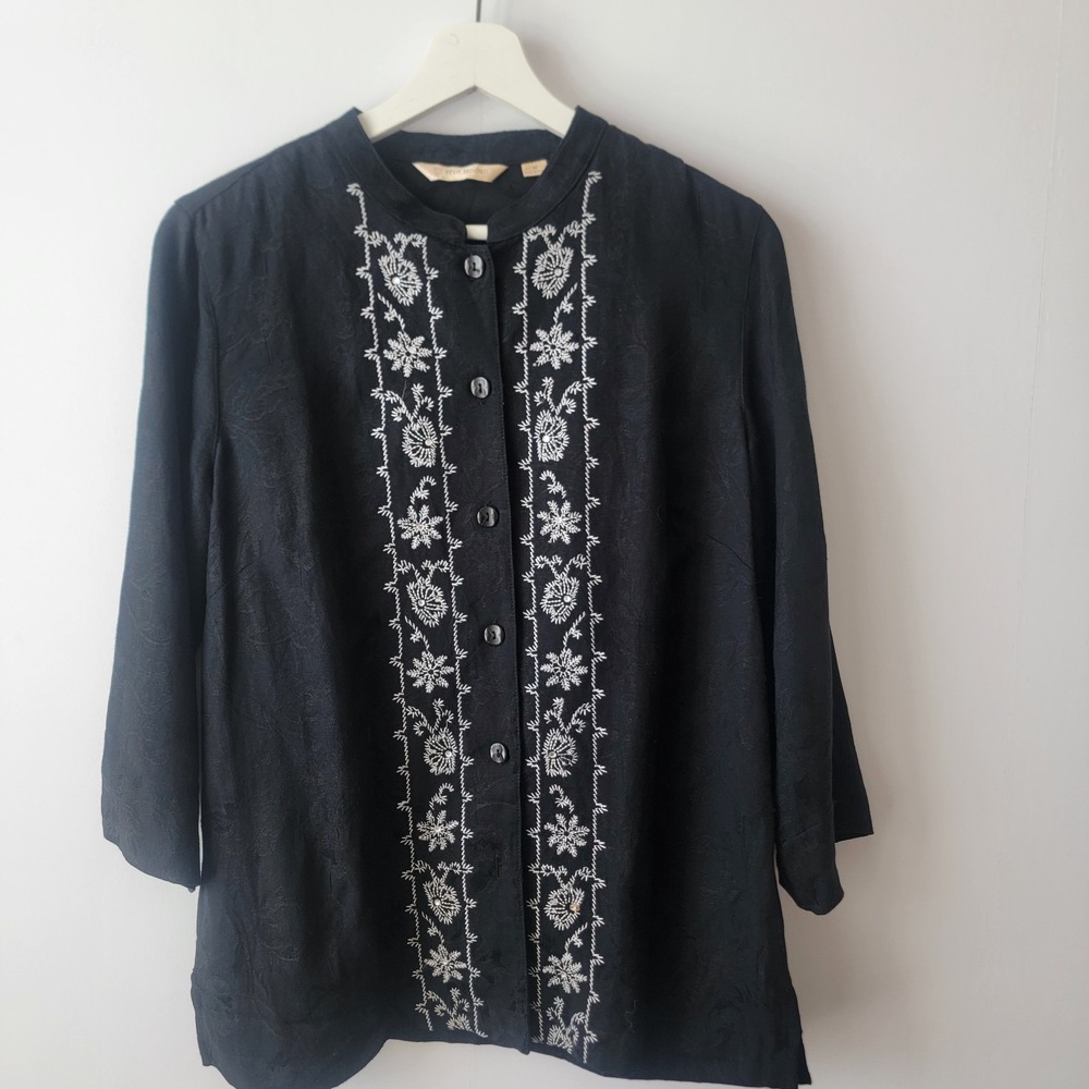 Erin londen women's button-down floral embroidery top sz M linen blend